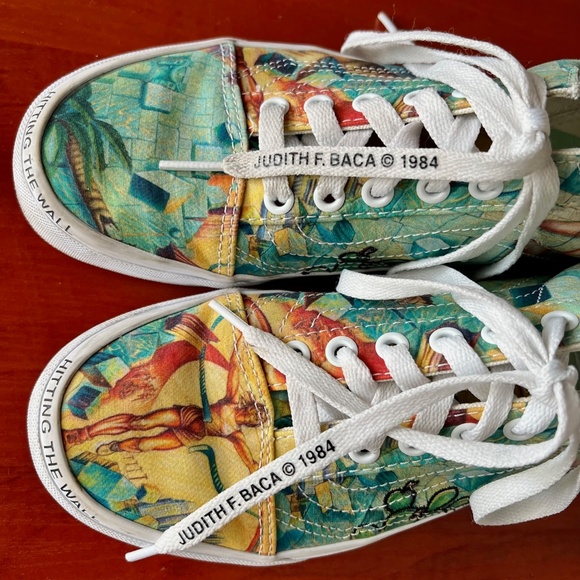 Judith F. Baca Old Skool Sneaker for Vans x MOCA - Picture 1 of 5